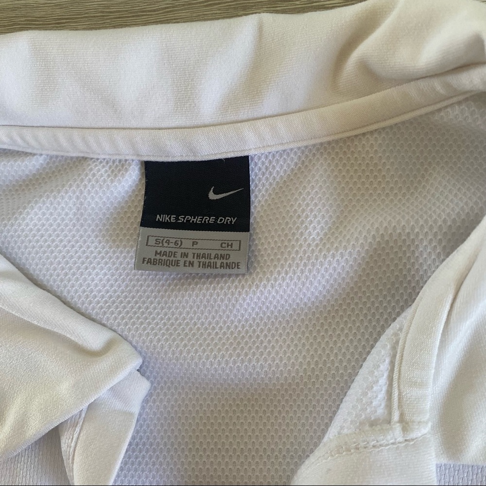 Vintage Nike Womens White Sleeveless Collar Crop Style Top Size Small - Picture 4 of 6